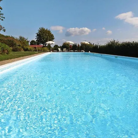 Apartmán Estate In Monte Serra With Pool & Olive Views